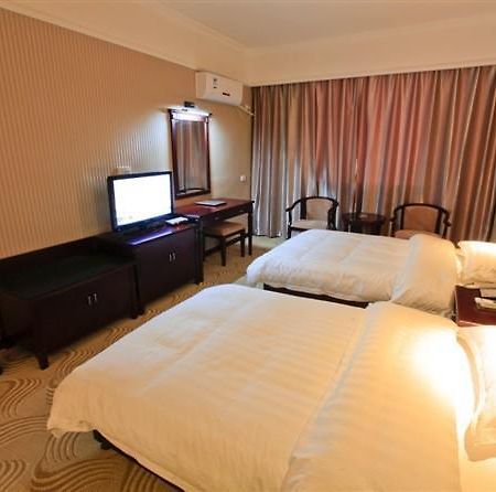 Yangshuo Hua Xiang Man Ting West Street Hotel Værelse billede