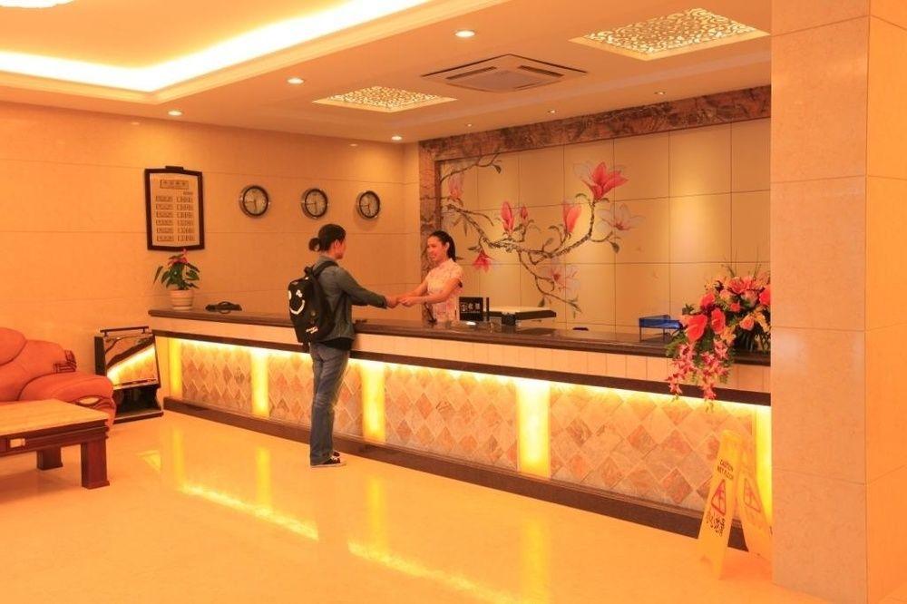 Yangshuo Hua Xiang Man Ting West Street Hotel Eksteriør billede