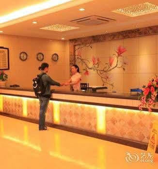 Yangshuo Hua Xiang Man Ting West Street Hotel Eksteriør billede