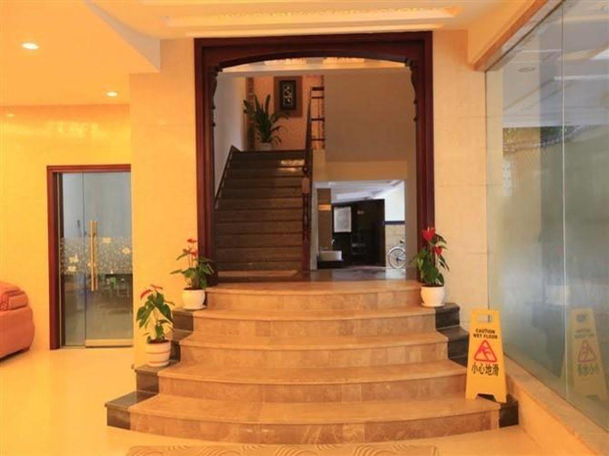 Yangshuo Hua Xiang Man Ting West Street Hotel Eksteriør billede
